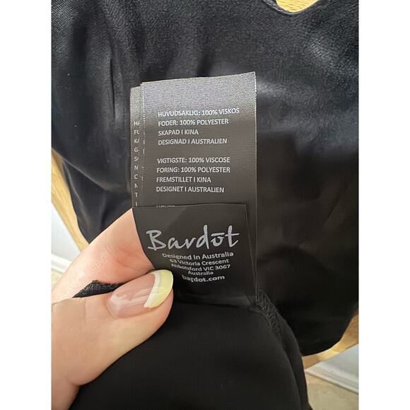 Bardot NWT Arella Dress Asymmetrical High Low Open Back V Neck Black Size 4 XS - Picture 7 of 13